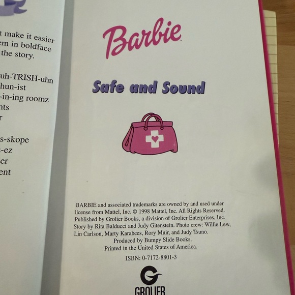 VTG Barbie books 1990’s - Picture 8 of 8